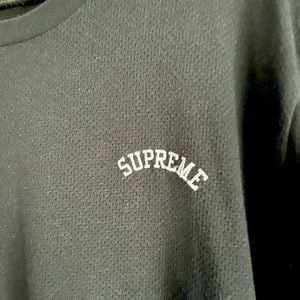 SUPREME Men’s Black Tshirt - size XL